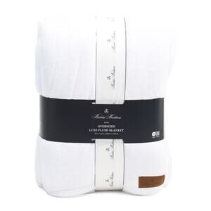 Brooks Brothers Full/Queen Oversized Luxe Plush Blanket White 98 in. x 92 in NEW